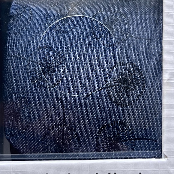 Calvin Klein slim light blue pattern tie brand new in box never opened. - Picture 4 of 4